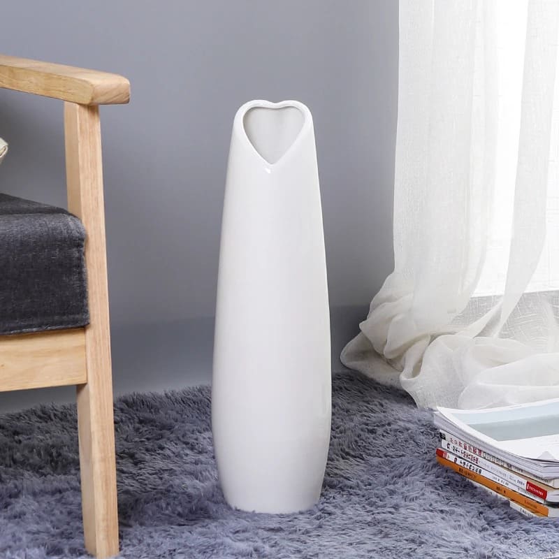 Grand Vase Blanc à Poser au Sol Coeur