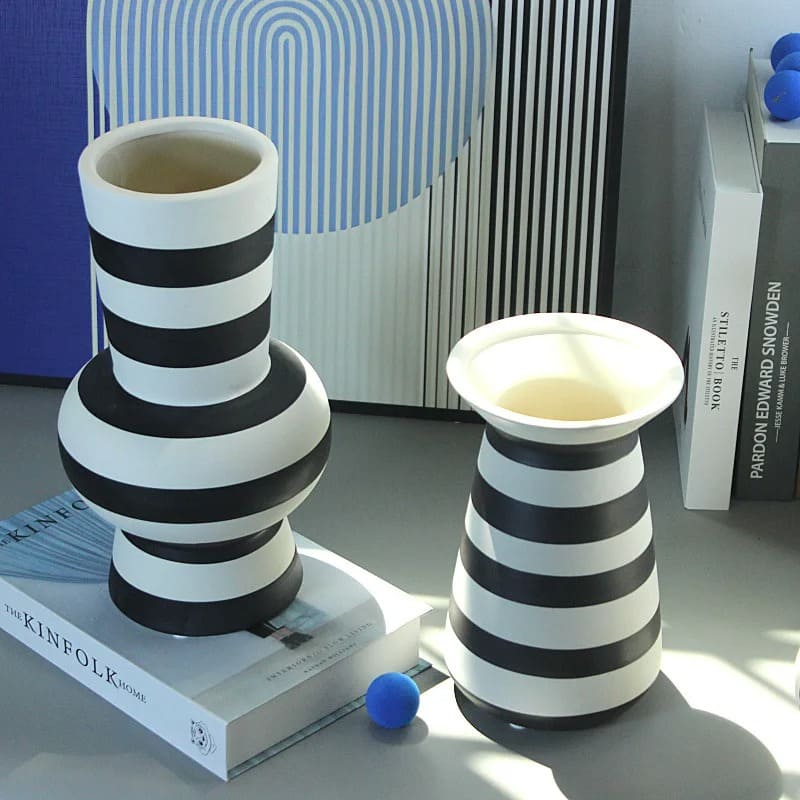 Grand Vase Noir et Blanc