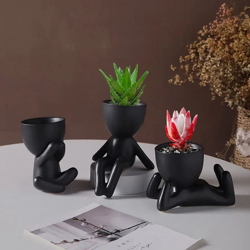 Petit Bonhomme en Pot de Fleur