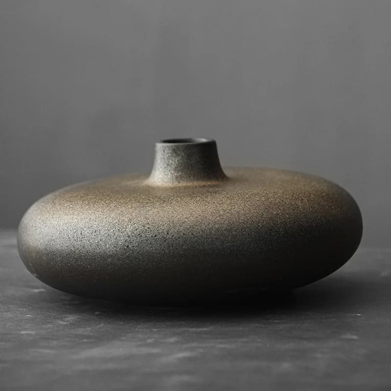 Petit Vase Japonais Ancien Noir