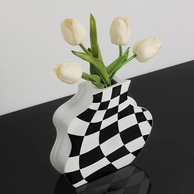 Vase Damier Noir et Blanc