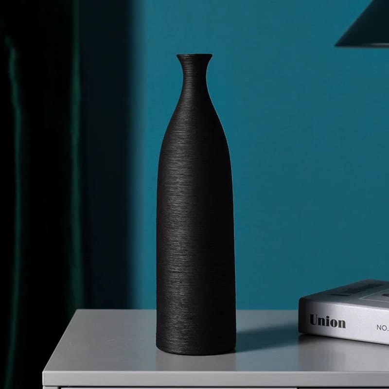 Vase Design Scandinave Noir