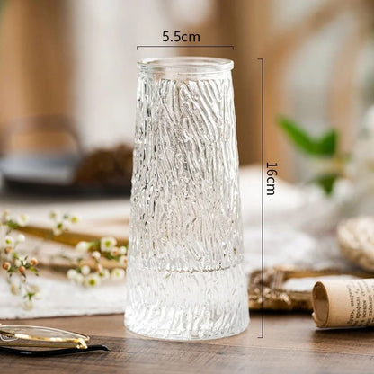 Vase en Verre Strié Design