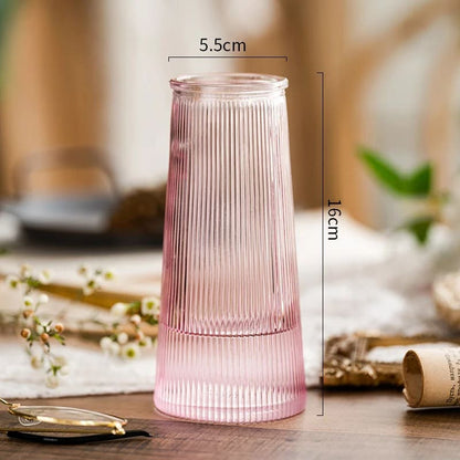 Vase en Verre Strié Rose