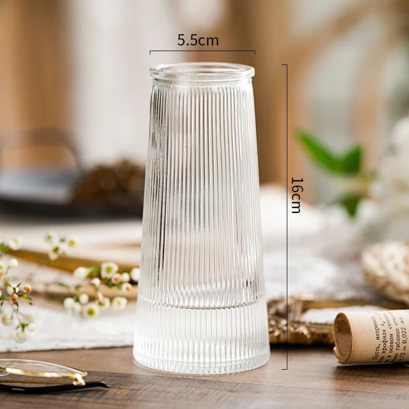 Vase en Verre Strié Transparent